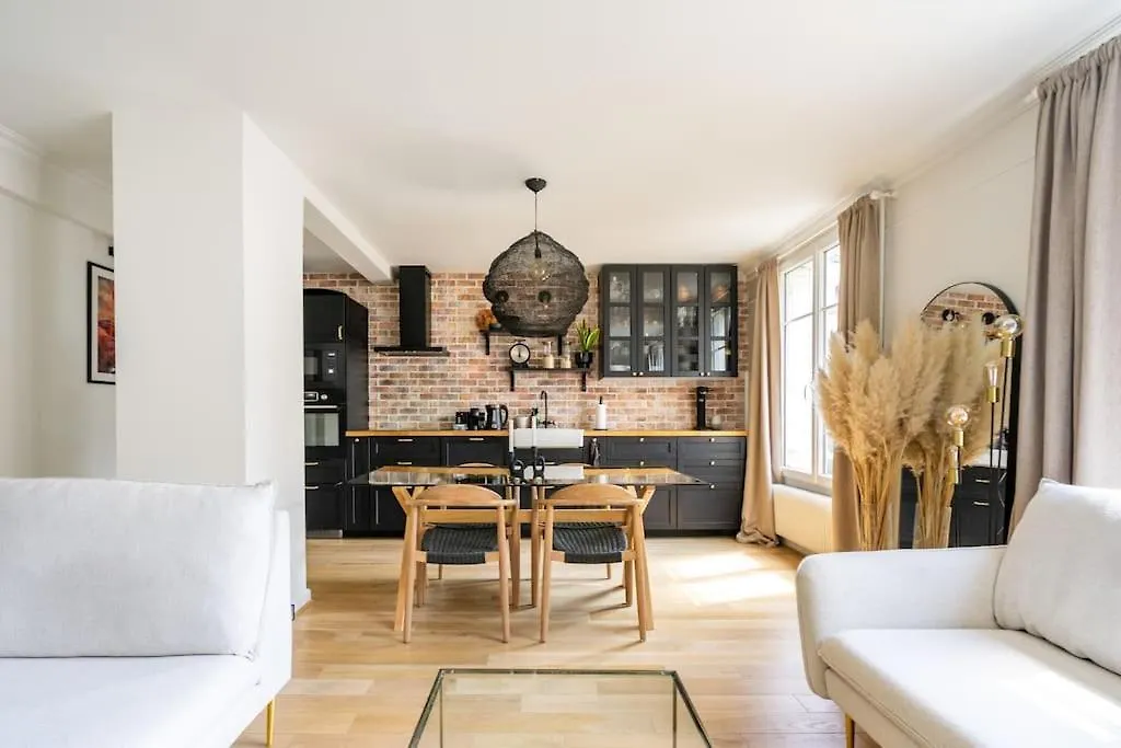 Big 753sq Tf, Close To Restaurants Paris