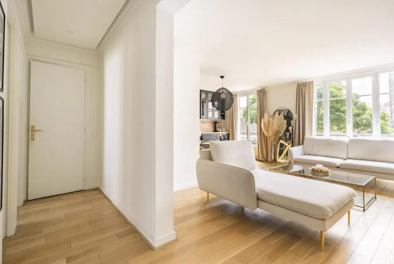 Apartment Big 753sq Tf, Close To Restaurants